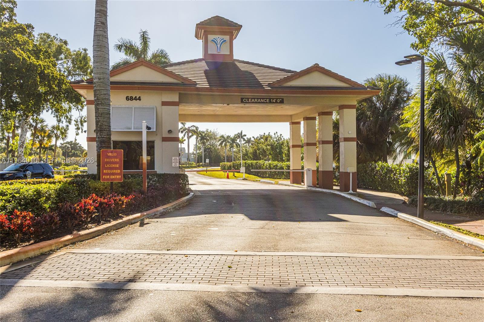 LAKESHORE AT THE FOUNTAINS - Residential