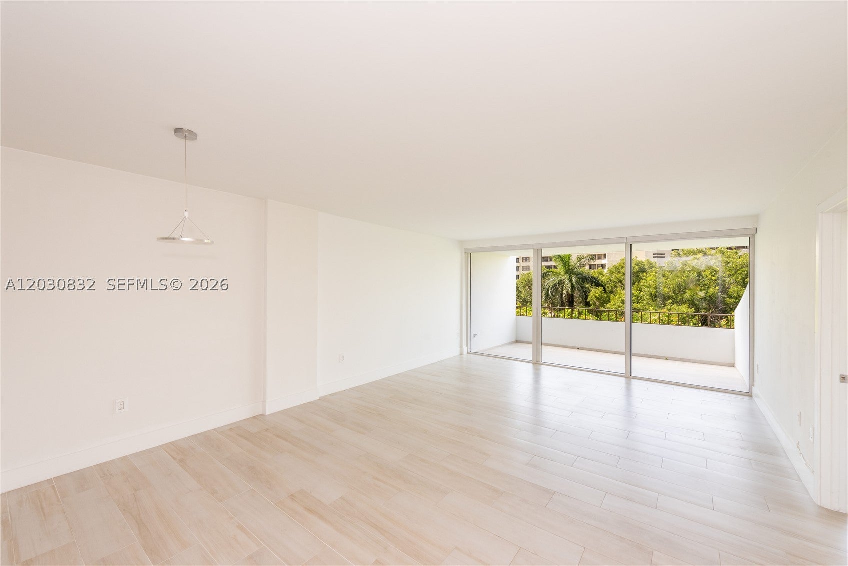 155 Ocean Lane Dr 403