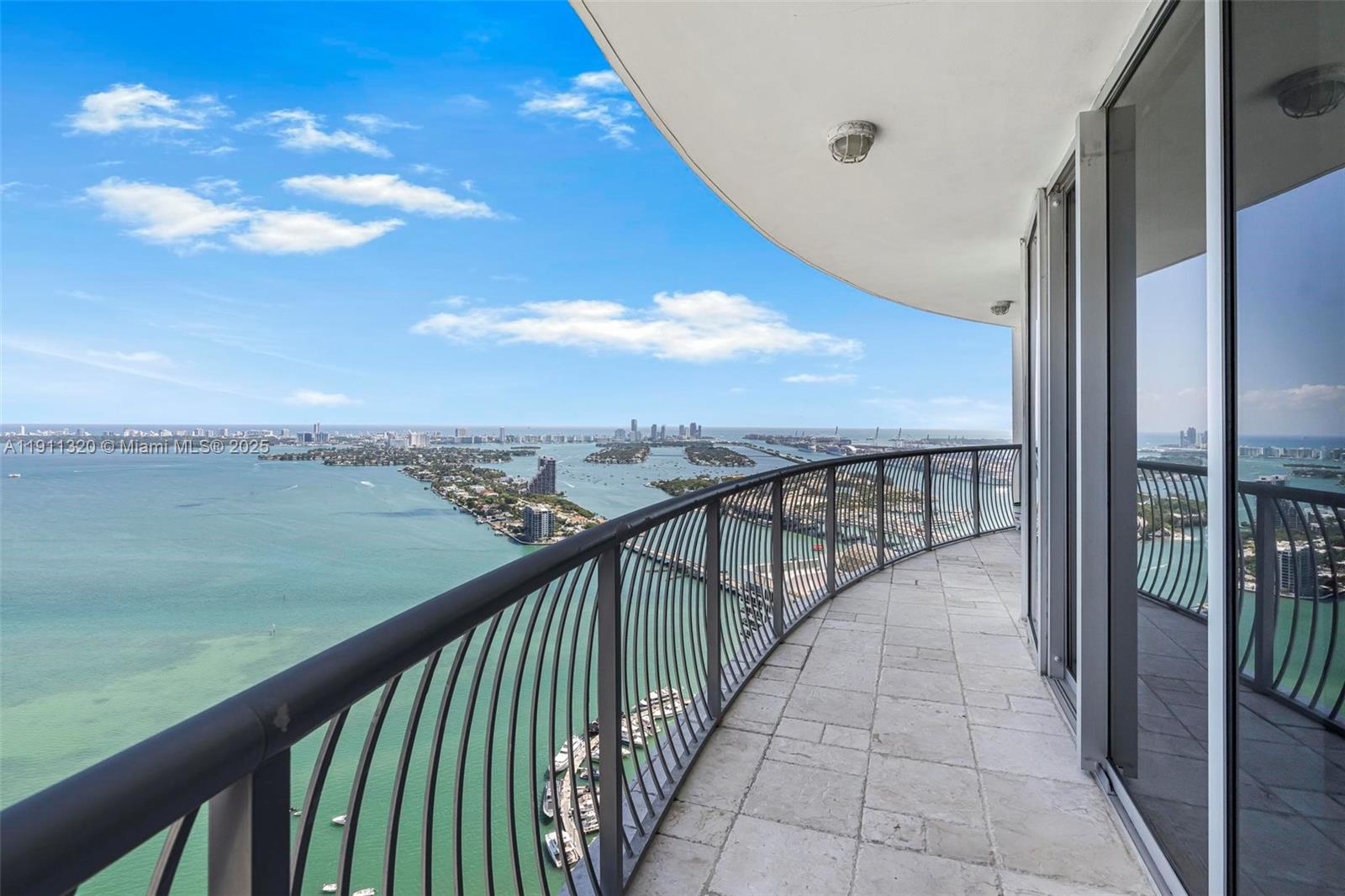 OPERA TOWER CONDO - Residential