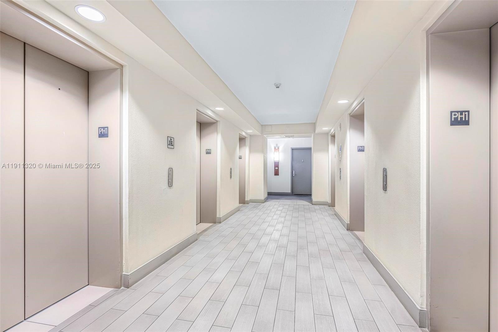 OPERA TOWER CONDO - Residential