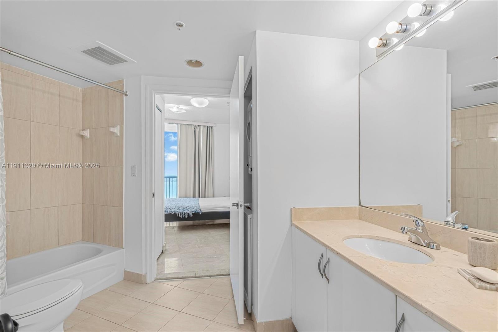 OPERA TOWER CONDO - Residential