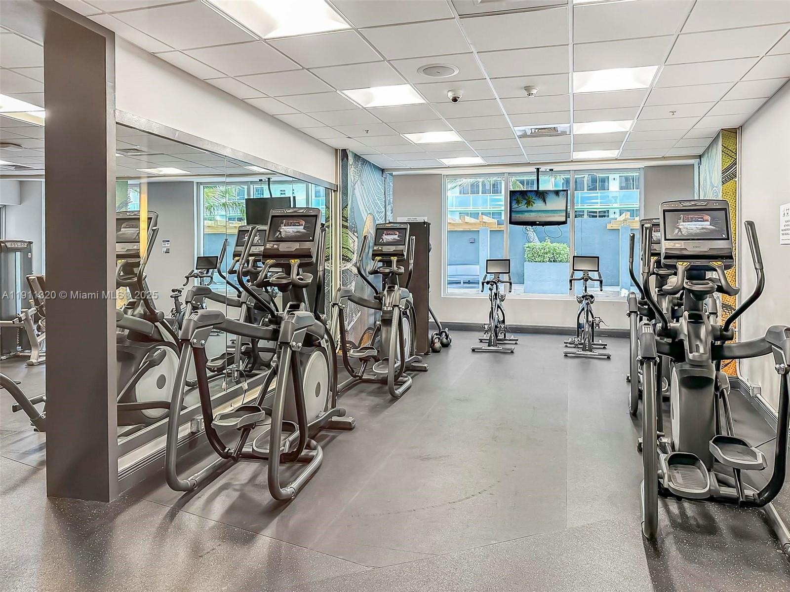 OPERA TOWER CONDO - Residential