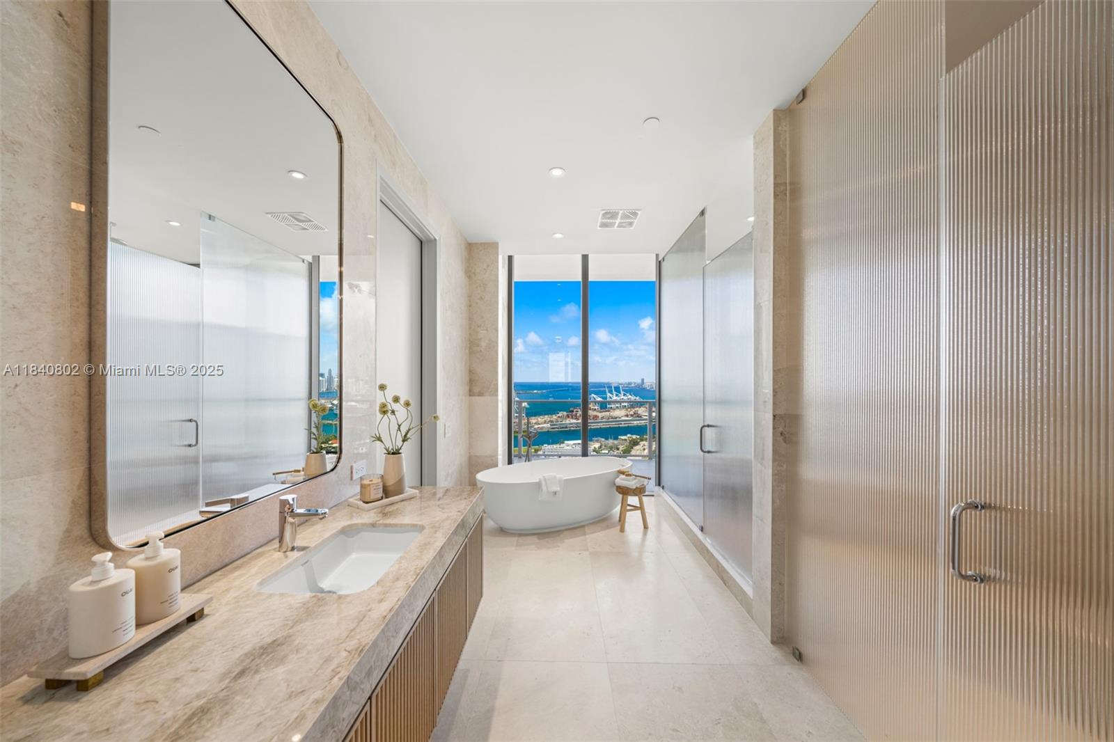 Five Park Condo - Residential