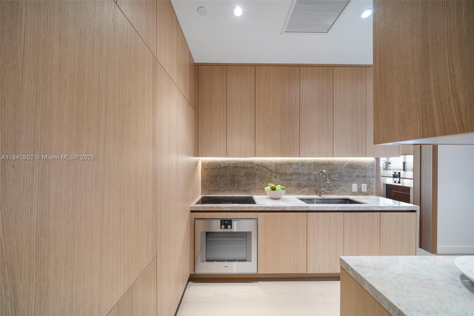 Five Park Condo - Residential