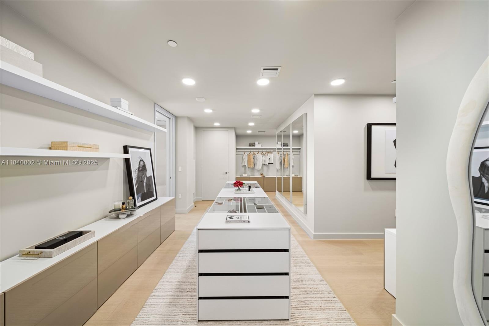 Five Park Condo - Residential