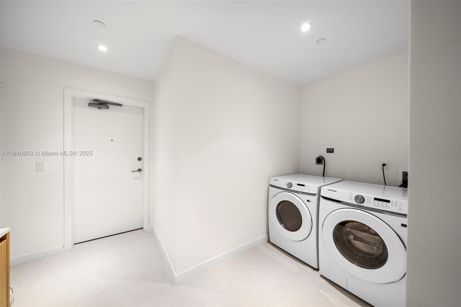 Five Park Condo - Residential