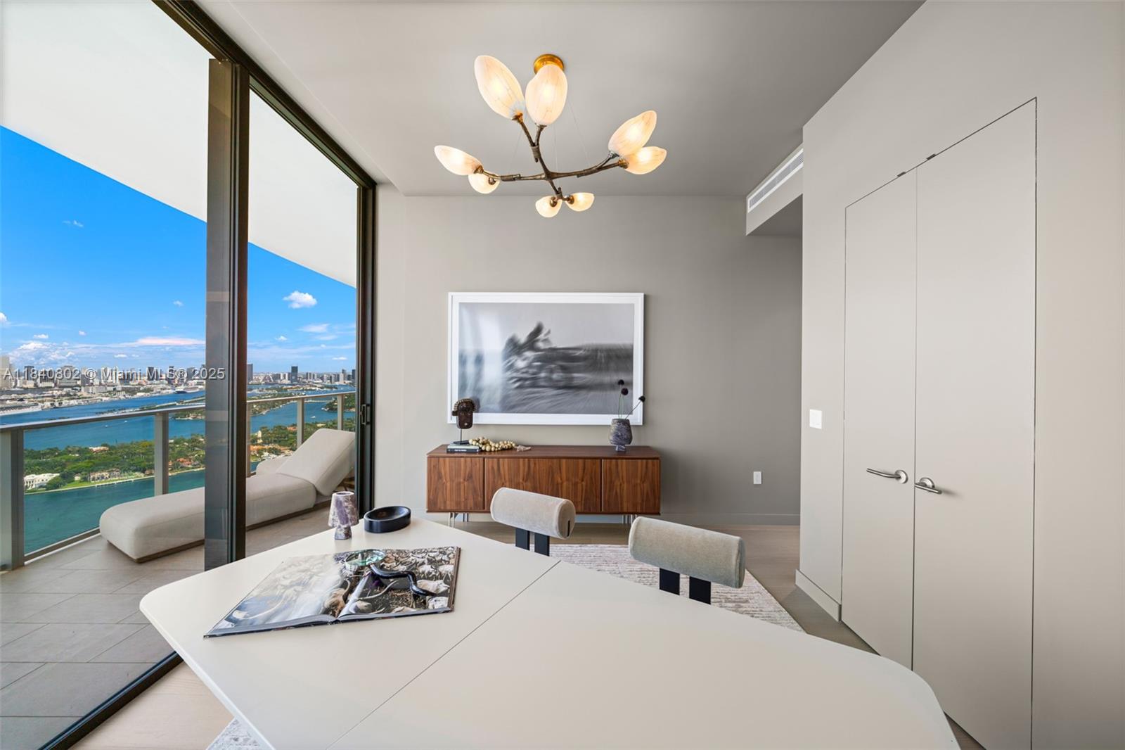 Five Park Condo - Residential