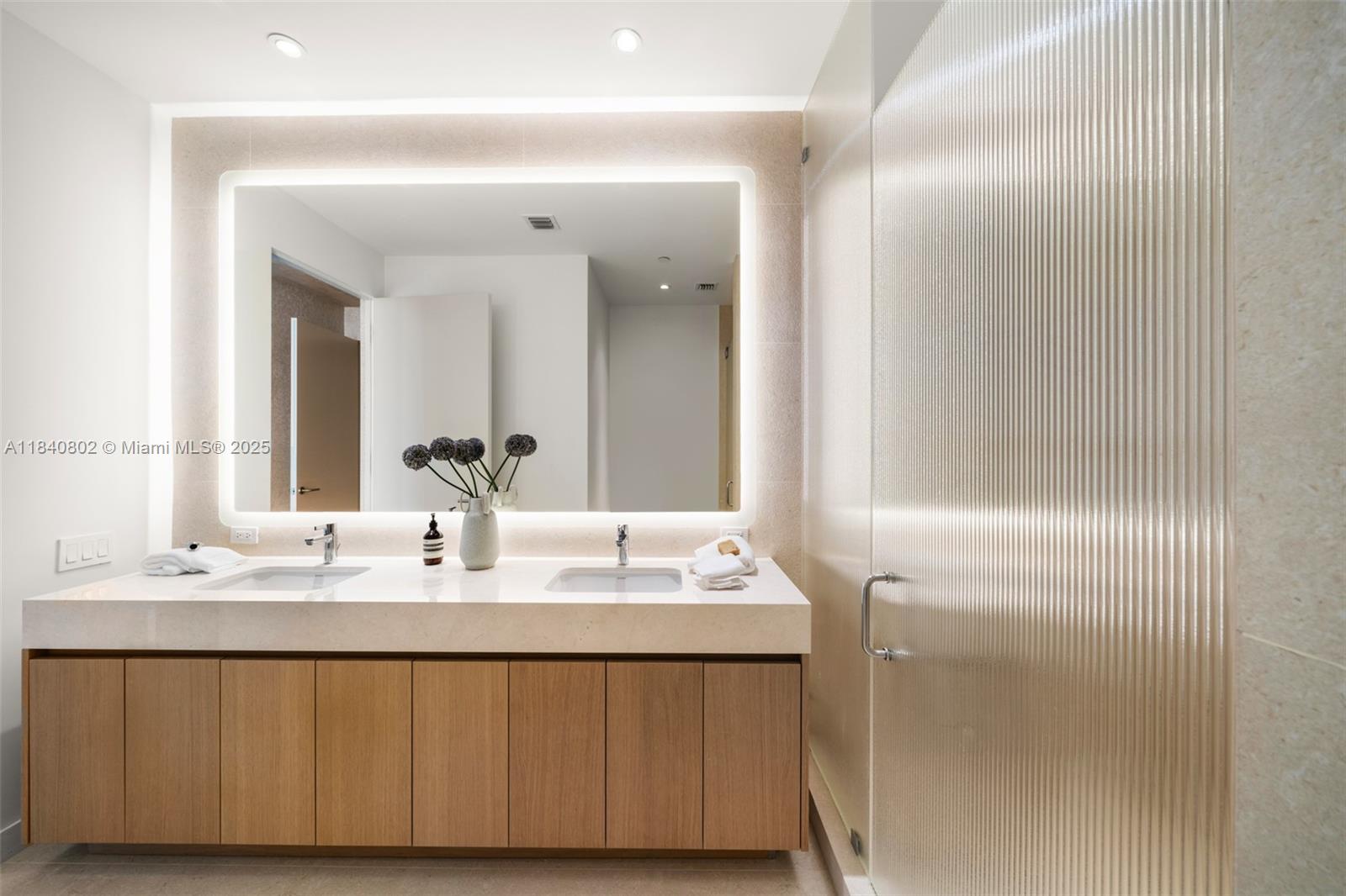 Five Park Condo - Residential