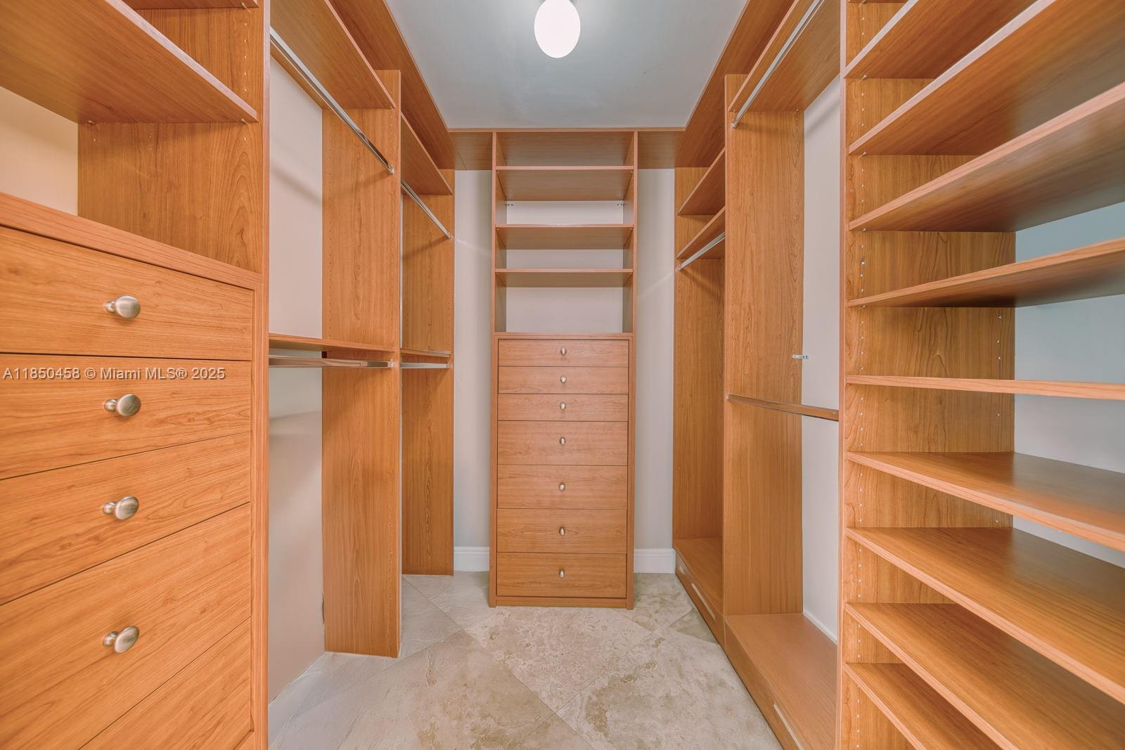 THE ATRIUM AT AVENTURA CO - Residential