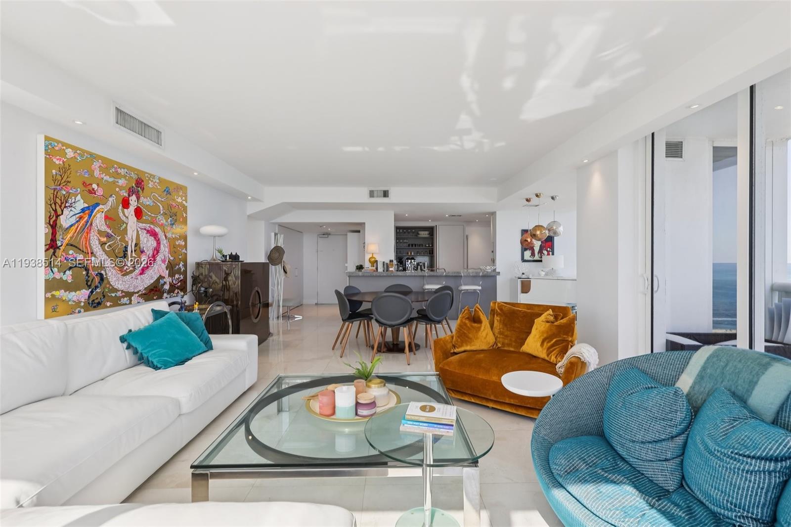 HARBOUR HOUSE - Residential