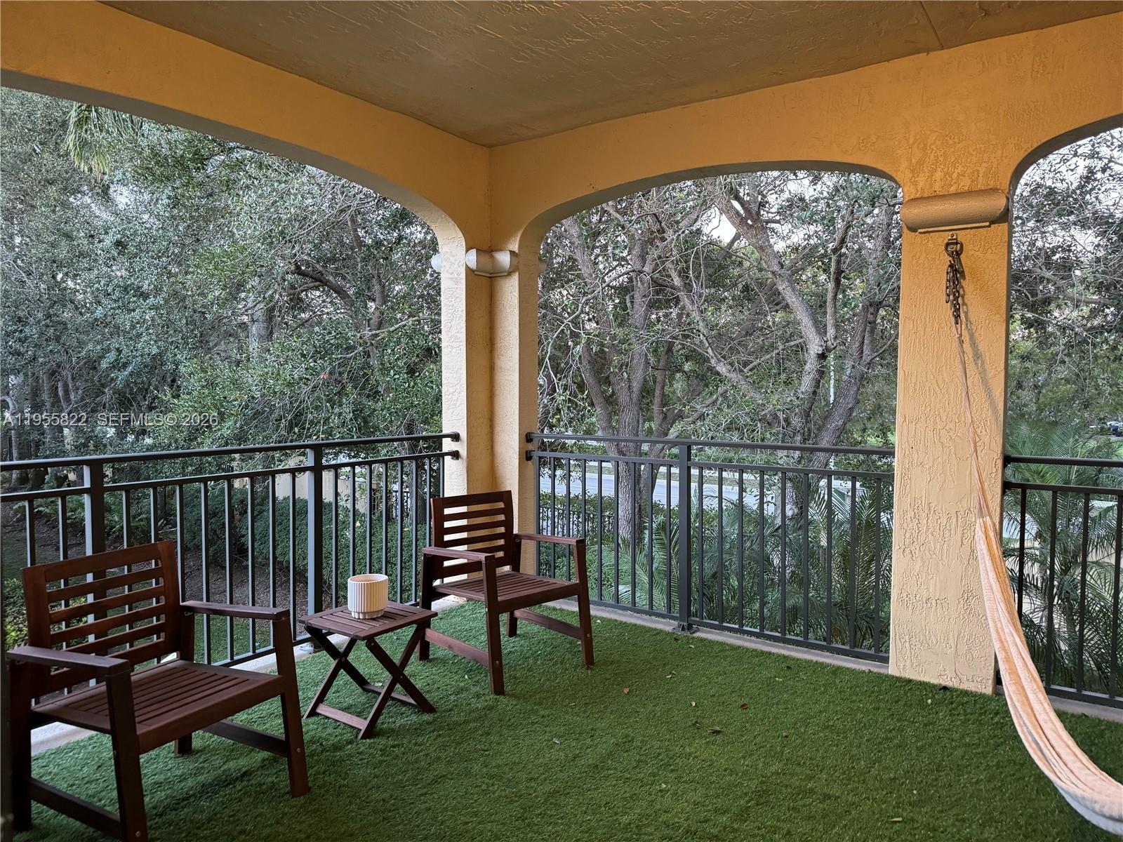 MARIPOSA POINTE AT WESTON - Residential