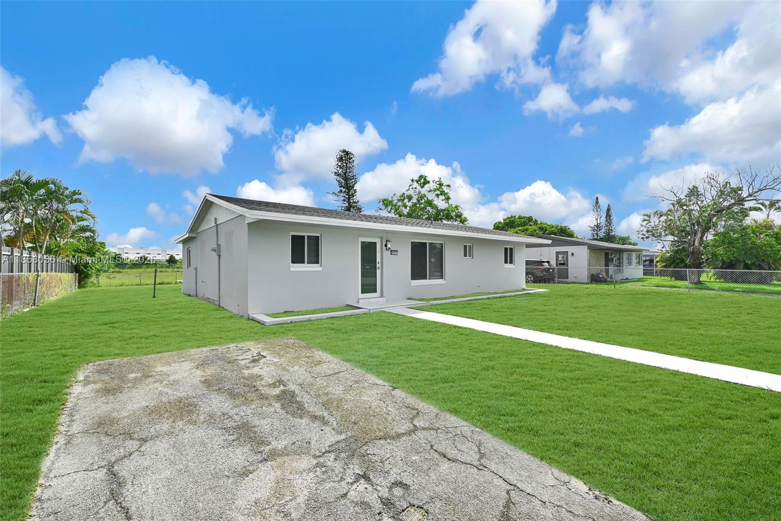 CAROL CITY GARDENS 2ND AD - Residential