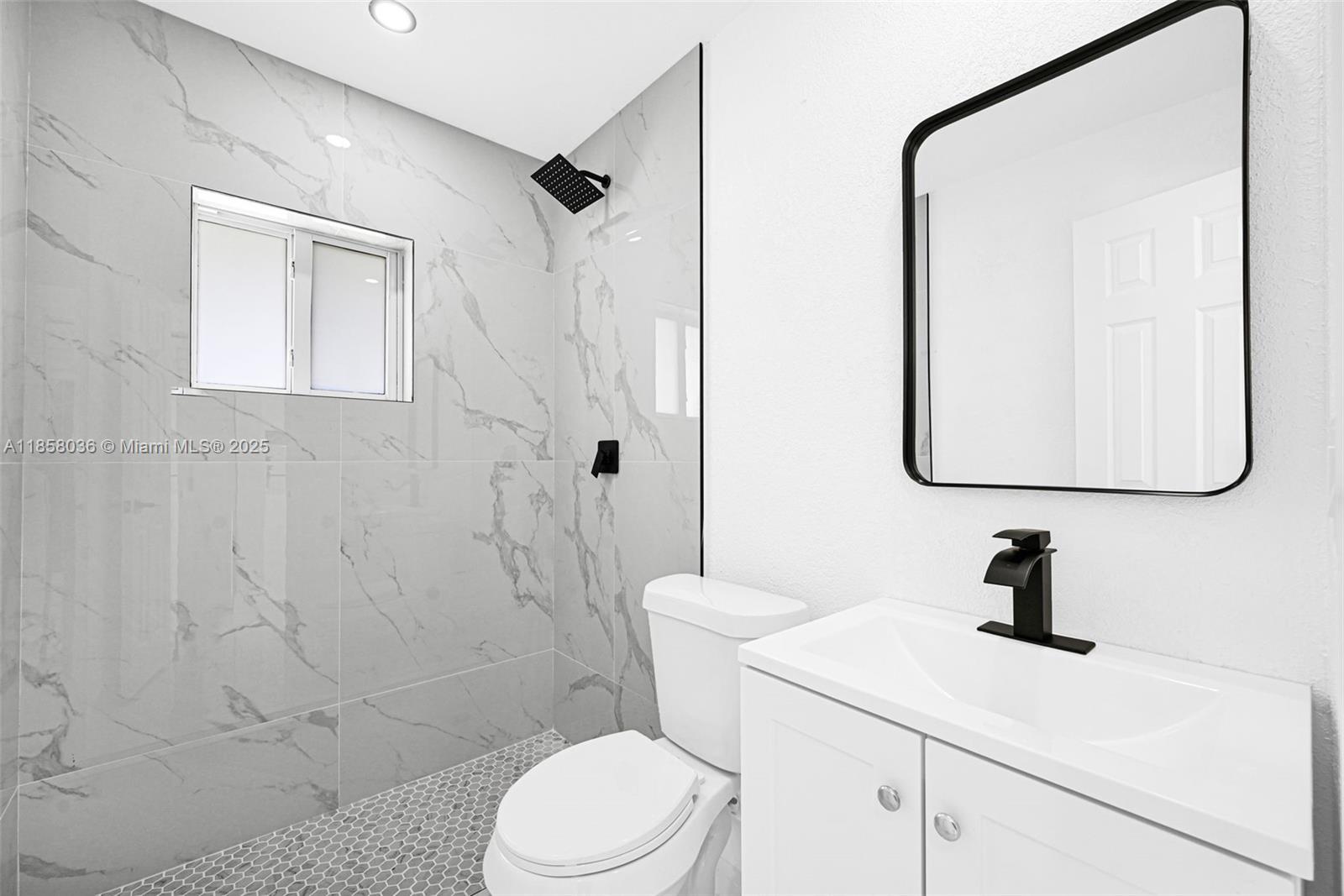 CAROL CITY GARDENS 2ND AD - Residential