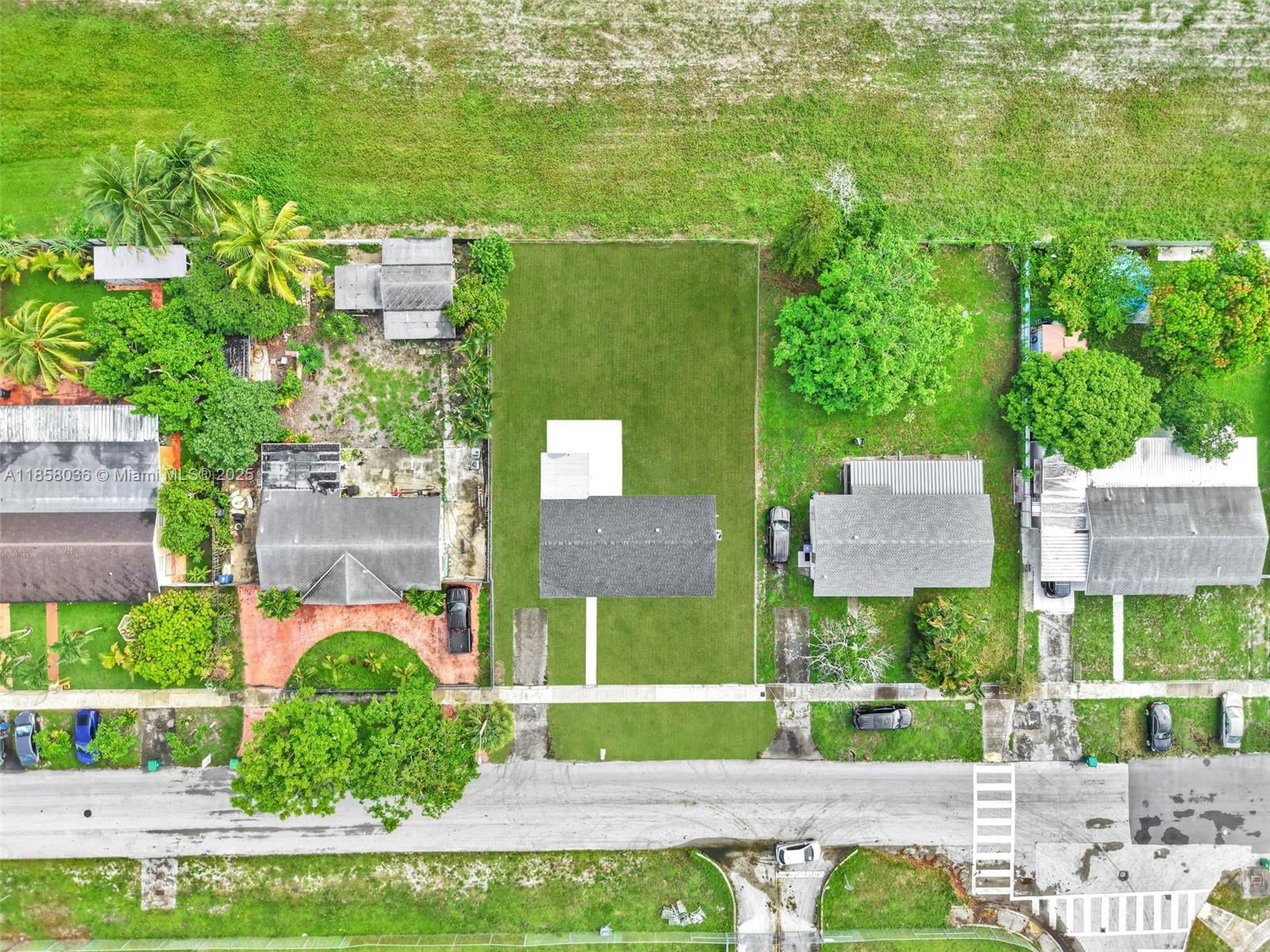 CAROL CITY GARDENS 2ND AD - Residential