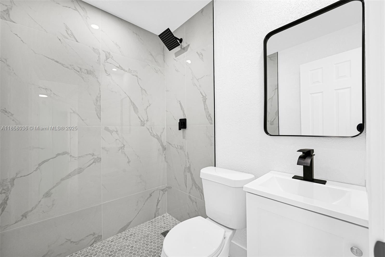 CAROL CITY GARDENS 2ND AD - Residential