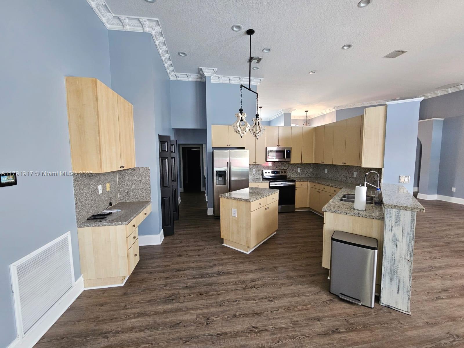 13955 NW 22nd Ct -
