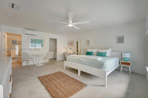 1319 SW 30TH ST # B, FORT LAUDERDALE, FL 33315 - Image 28fcea39ed580dfeb8a3e9c62ae99d9e/360354290