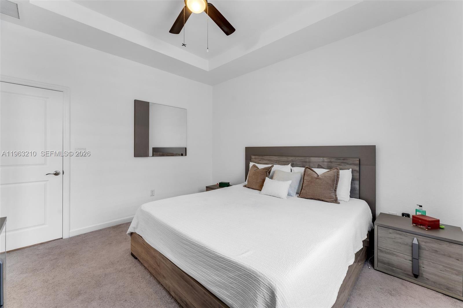 COCO PALM VILLAS - Residential Lease