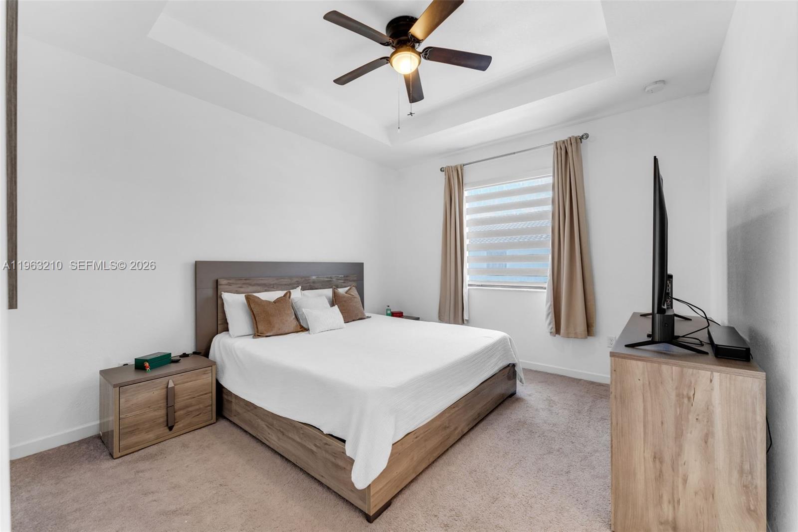 COCO PALM VILLAS - Residential Lease