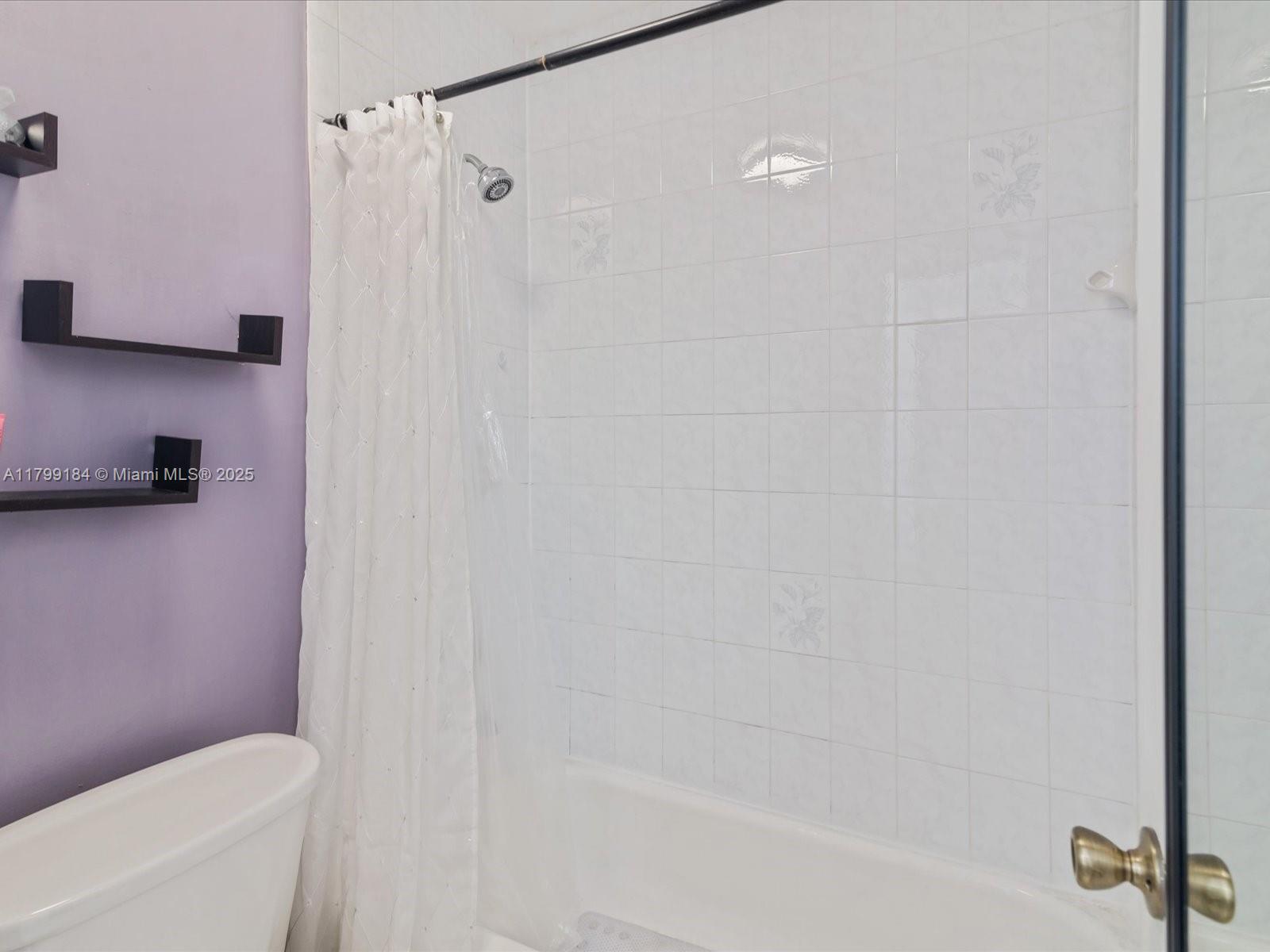 GRAND VISTA CONDO - Residential