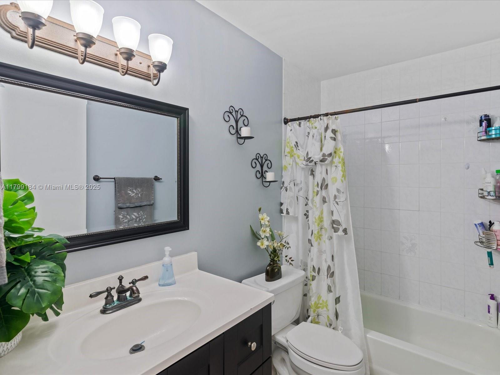 GRAND VISTA CONDO - Residential