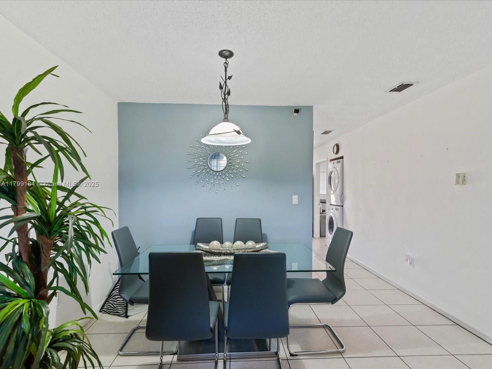 8851 NW 119th St 3314-3