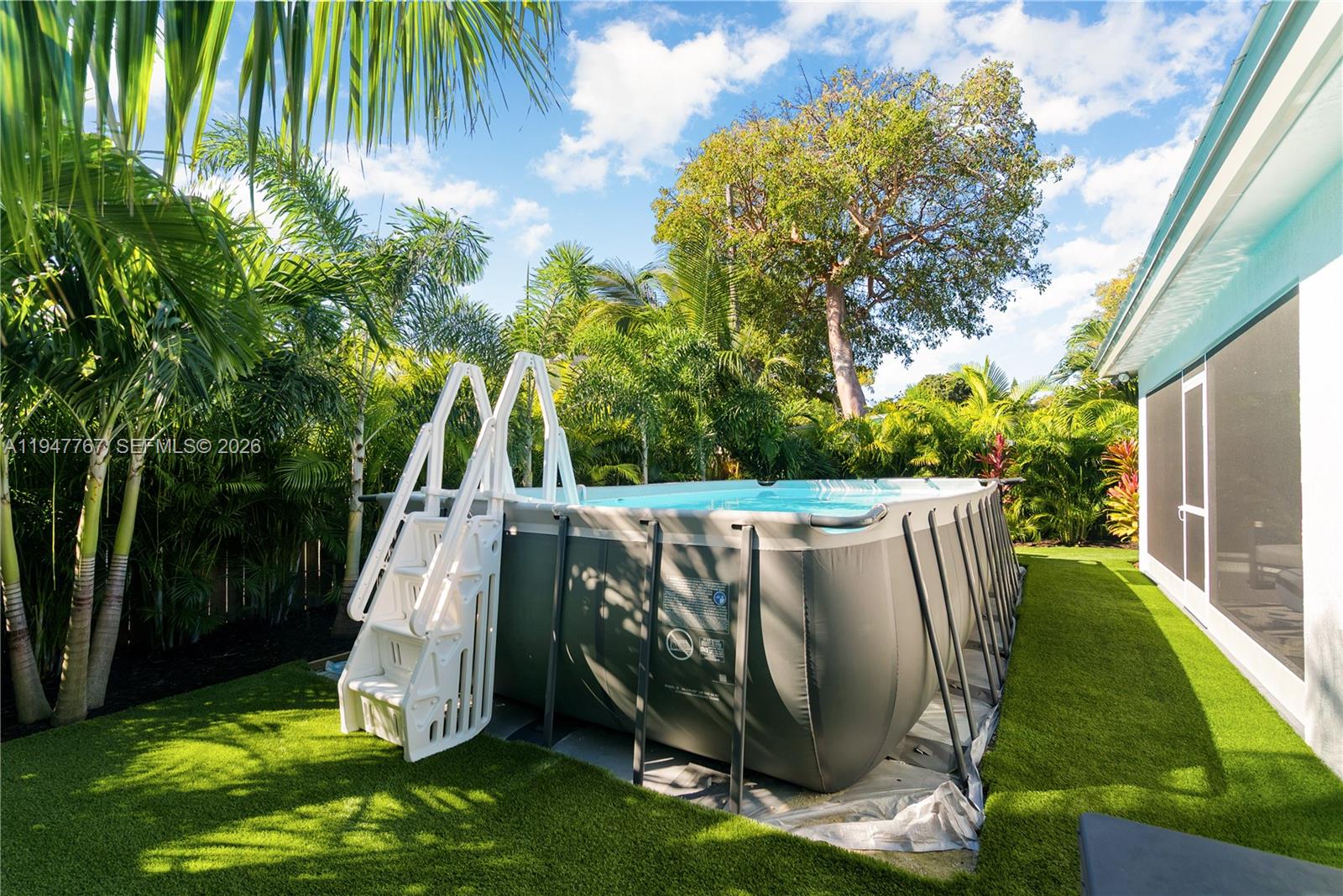 LARGO SOUND PARK - Residential