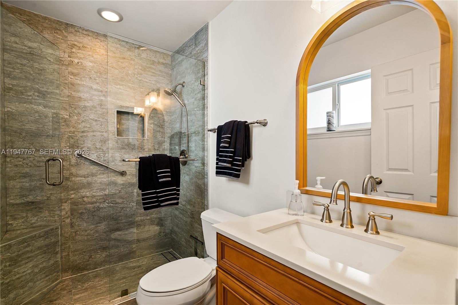 LARGO SOUND PARK - Residential