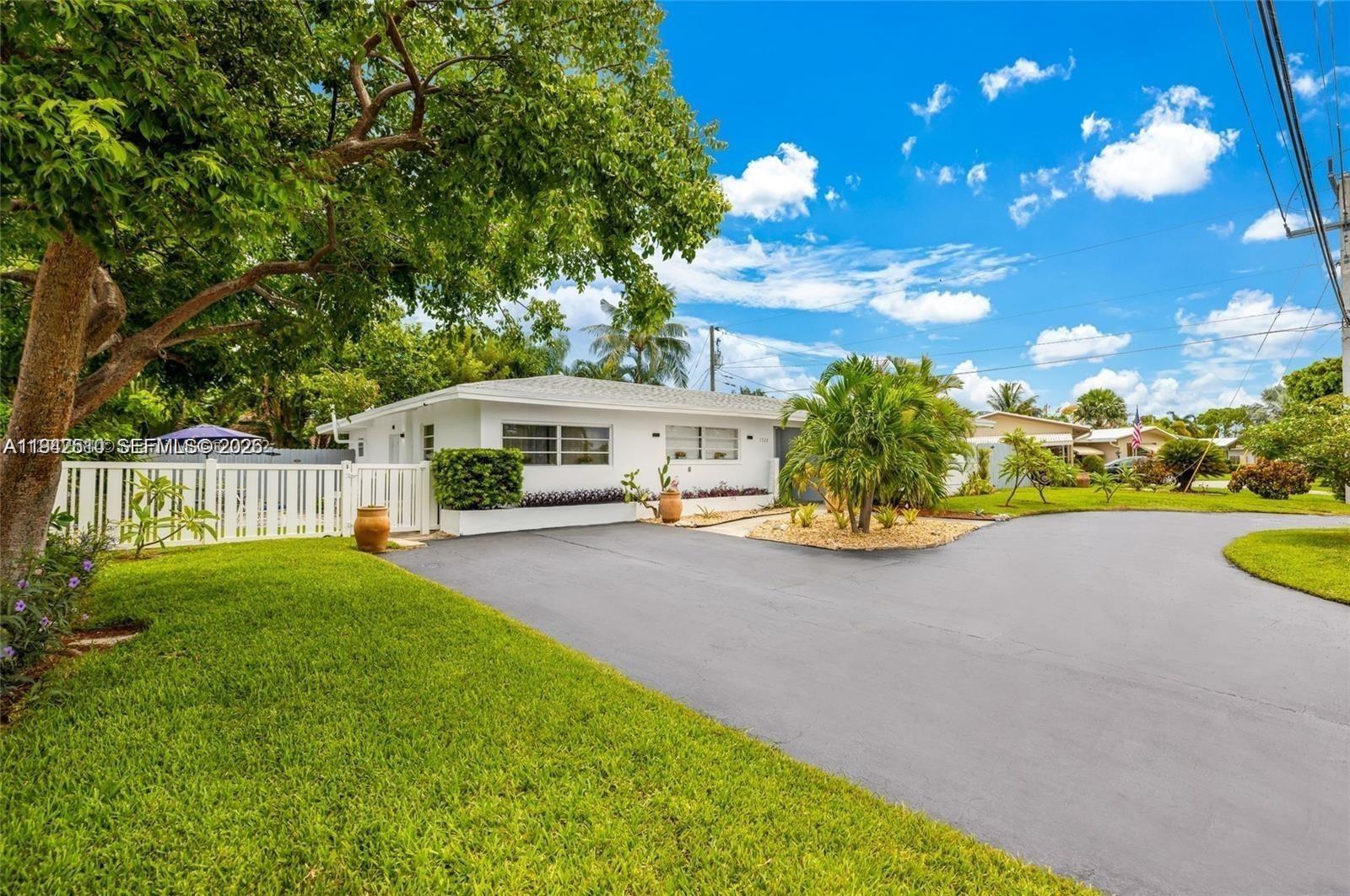 HARBOR VILLAGE SEC H - Residential