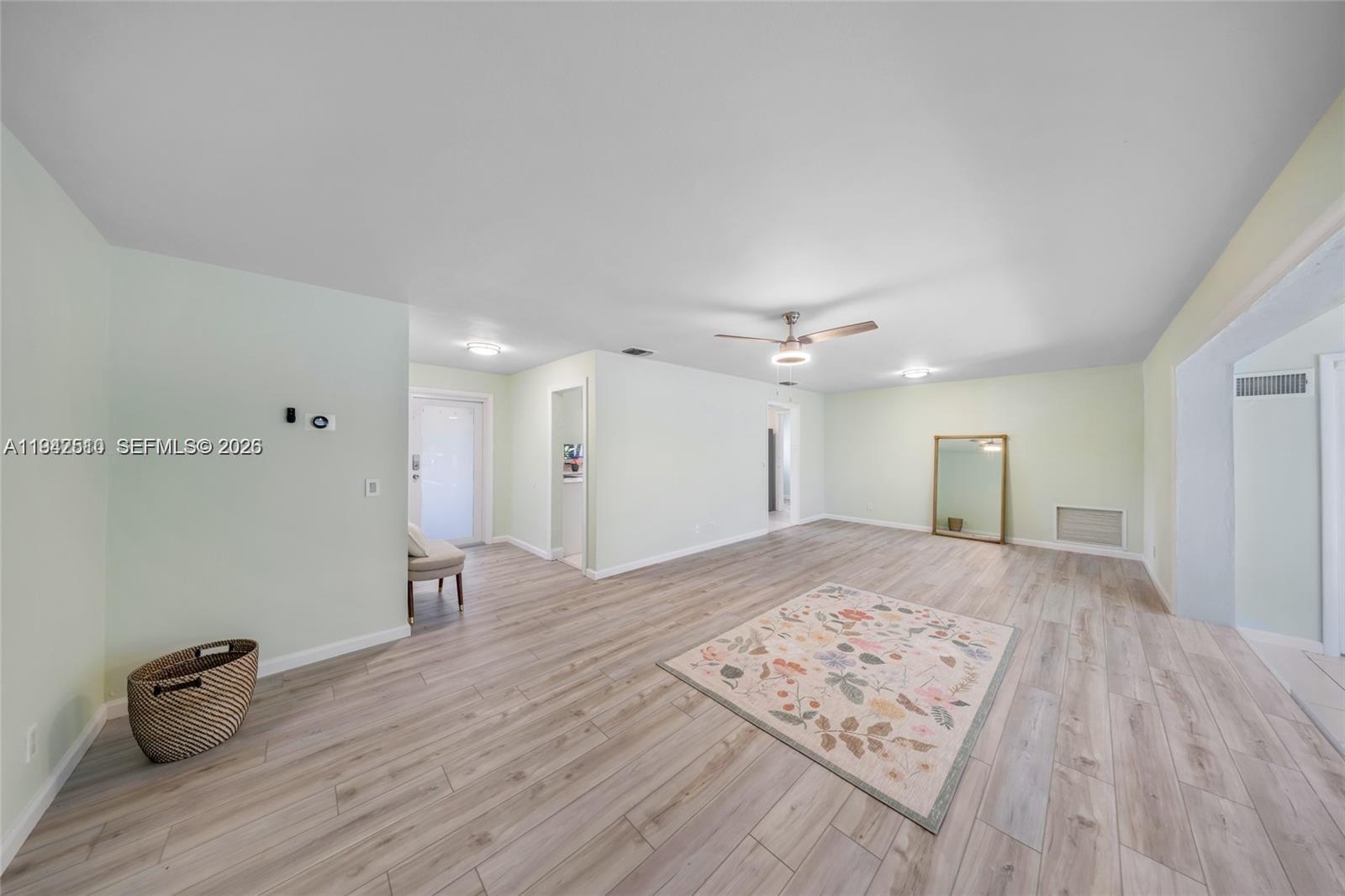 HARBOR VILLAGE SEC H - Residential