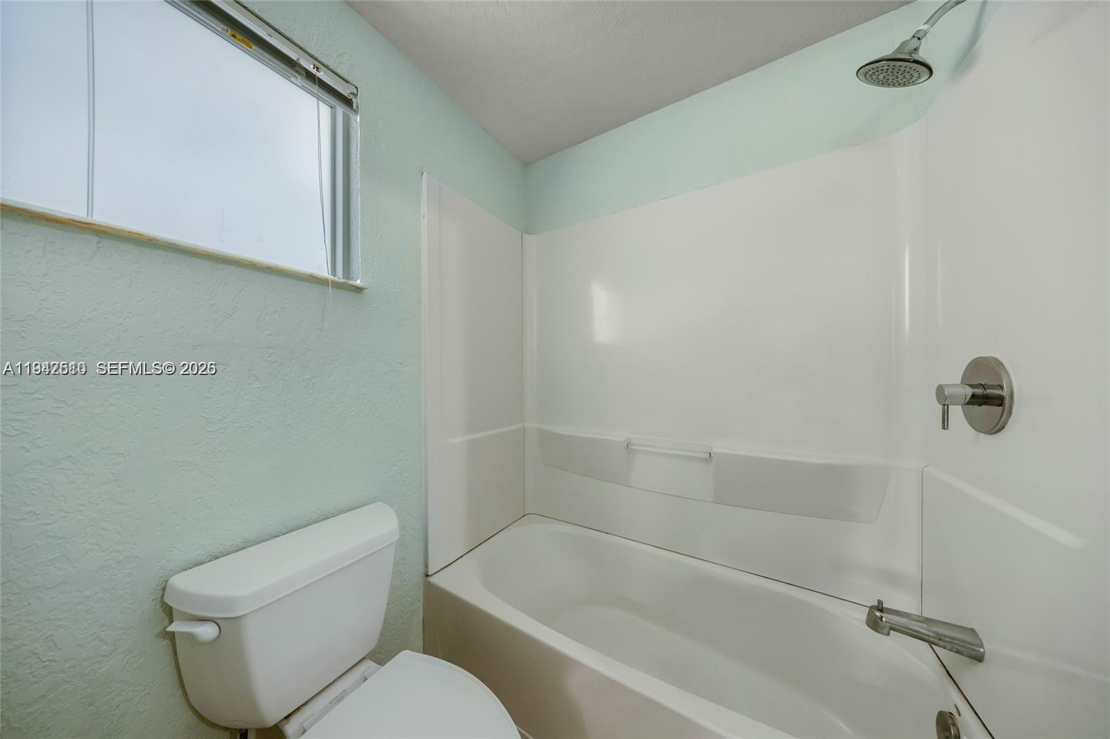 HARBOR VILLAGE SEC H - Residential