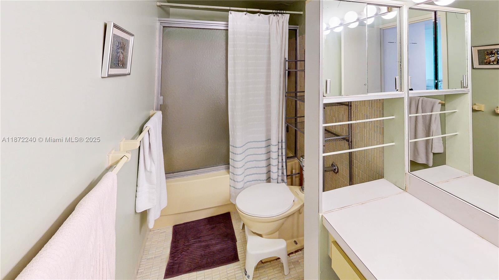 BAY PARK TOWERS CONDO - Residential