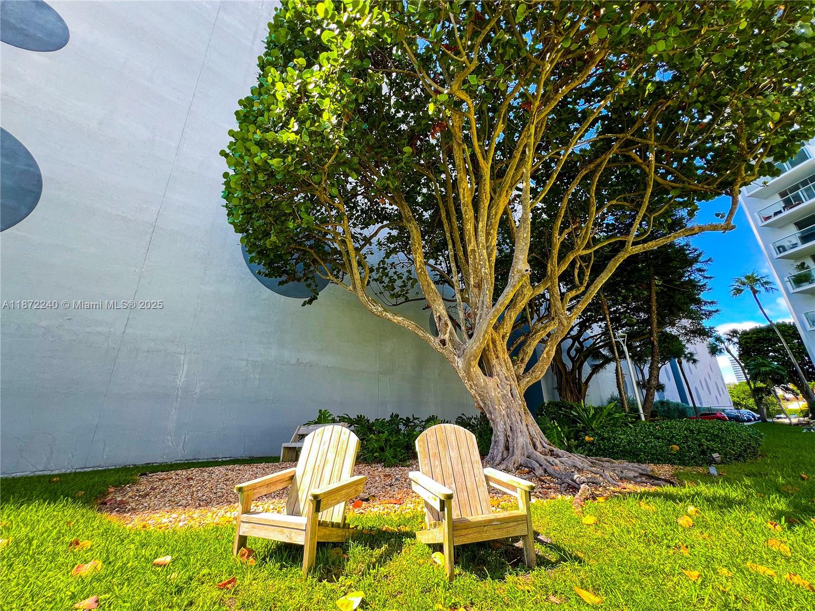 BAY PARK TOWERS CONDO - Residential