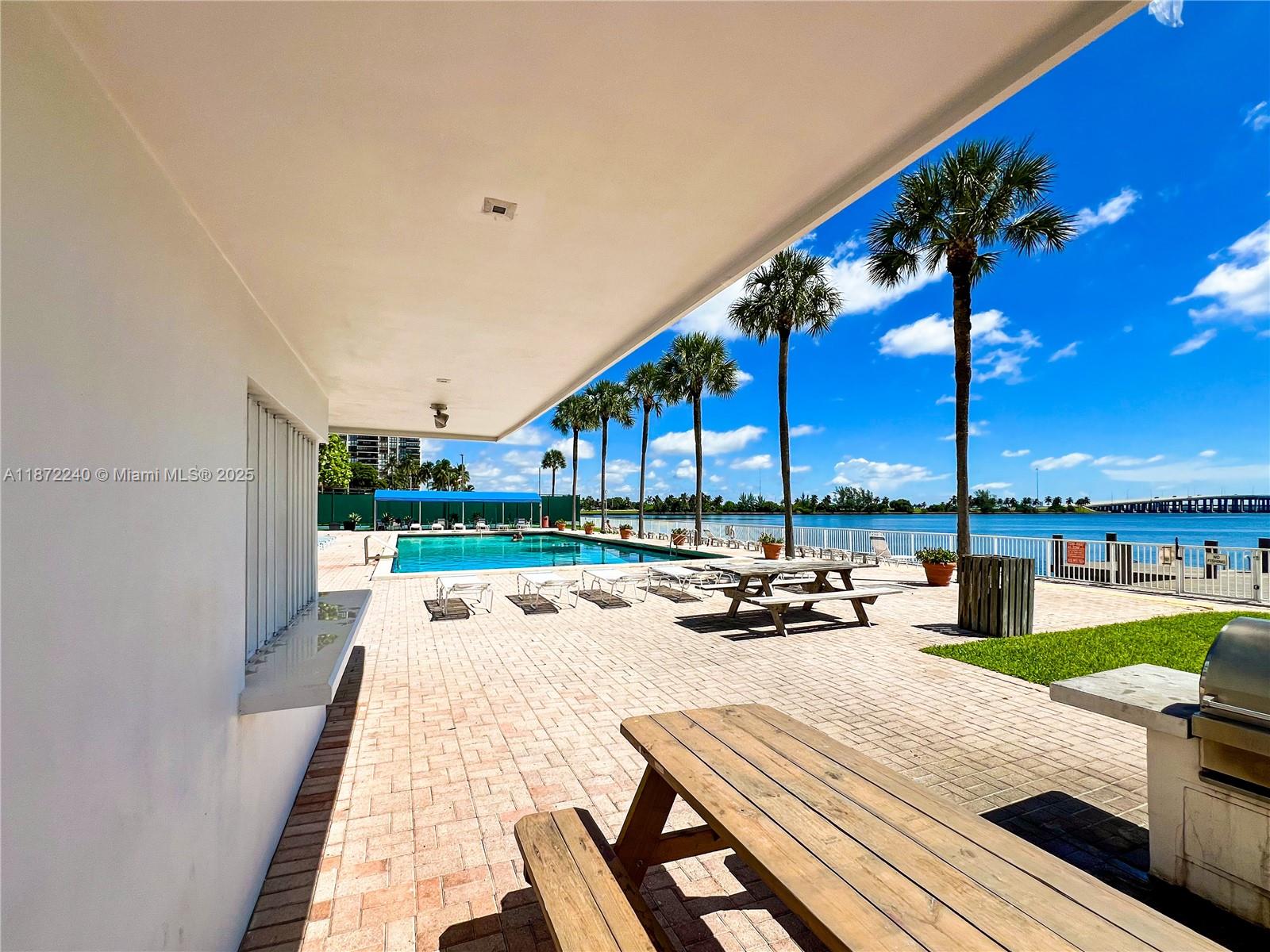 BAY PARK TOWERS CONDO - Residential