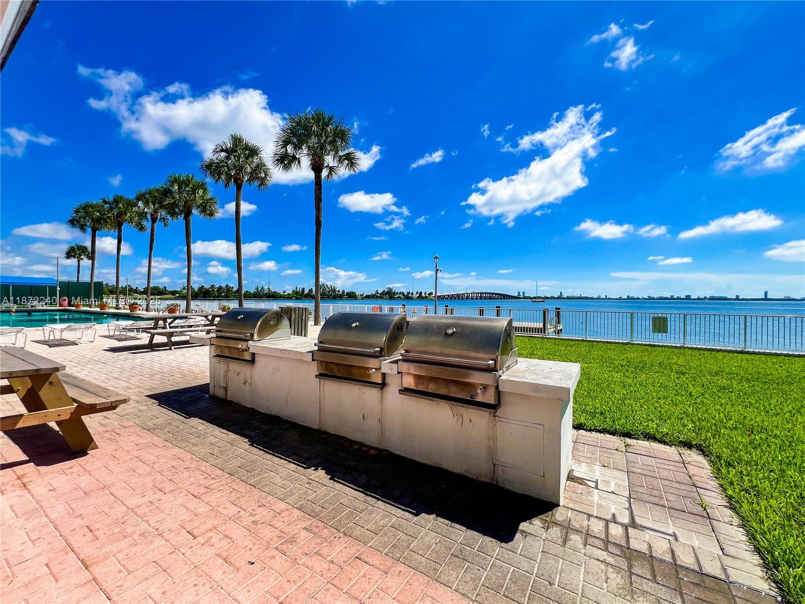 BAY PARK TOWERS CONDO - Residential