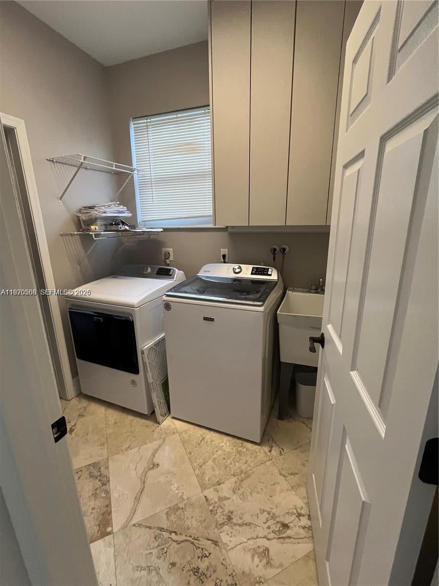 SECTOR 6 EAST - Residential