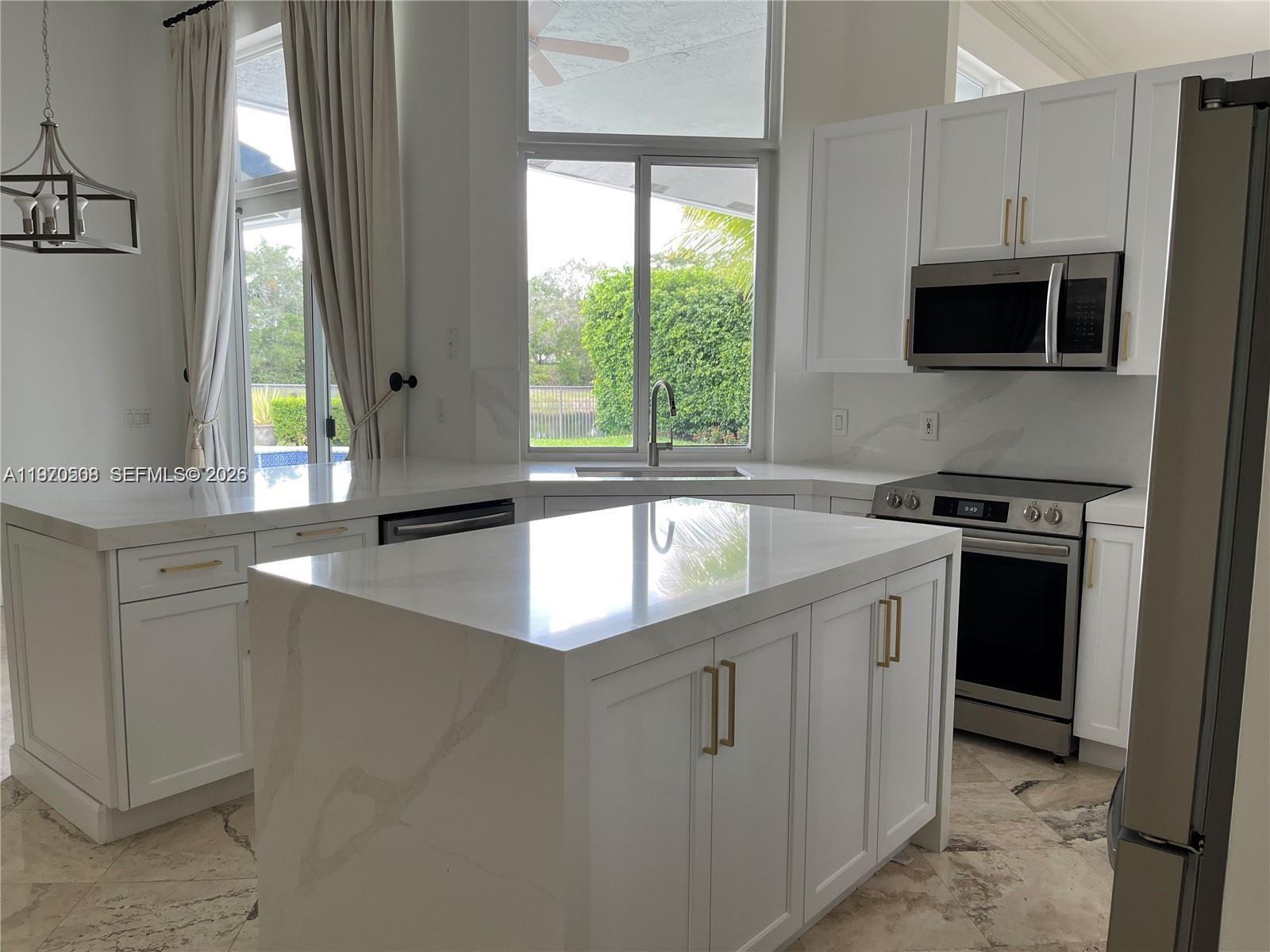 SECTOR 6 EAST - Residential