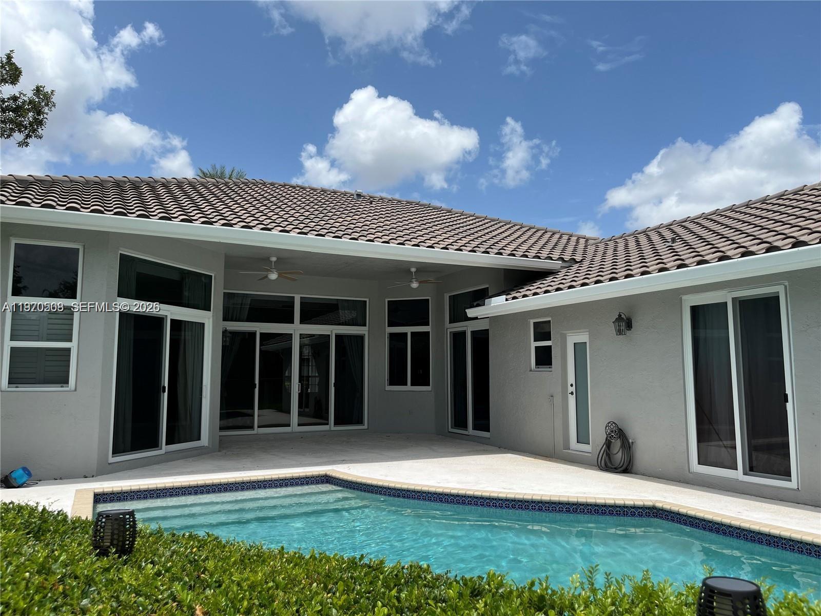 SECTOR 6 EAST - Residential