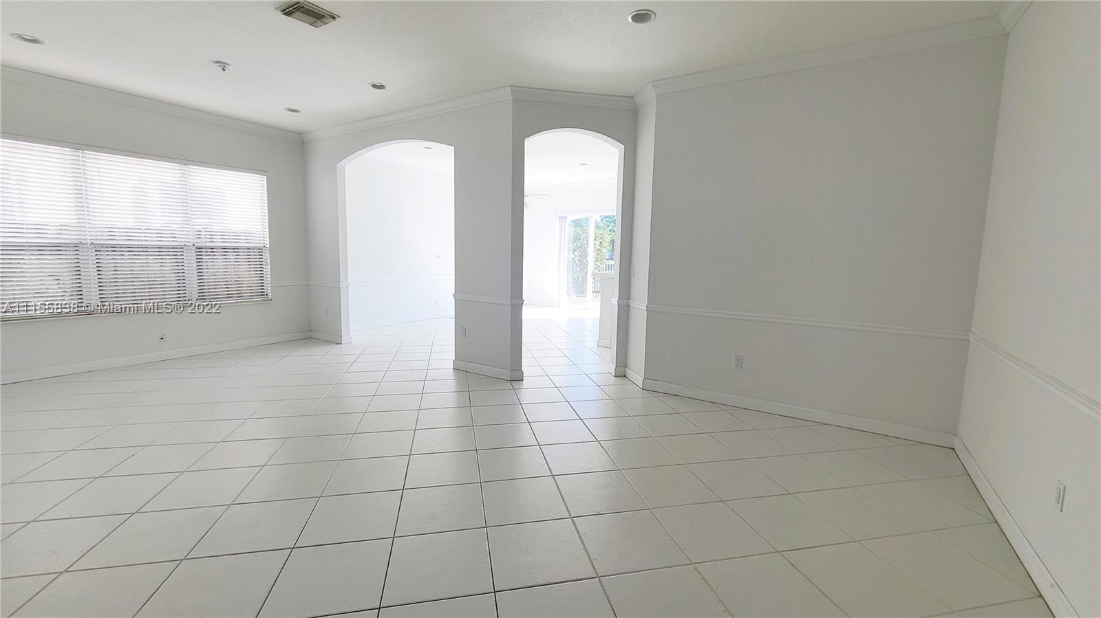 CRESTVIEW LAKES - Residential Lease
