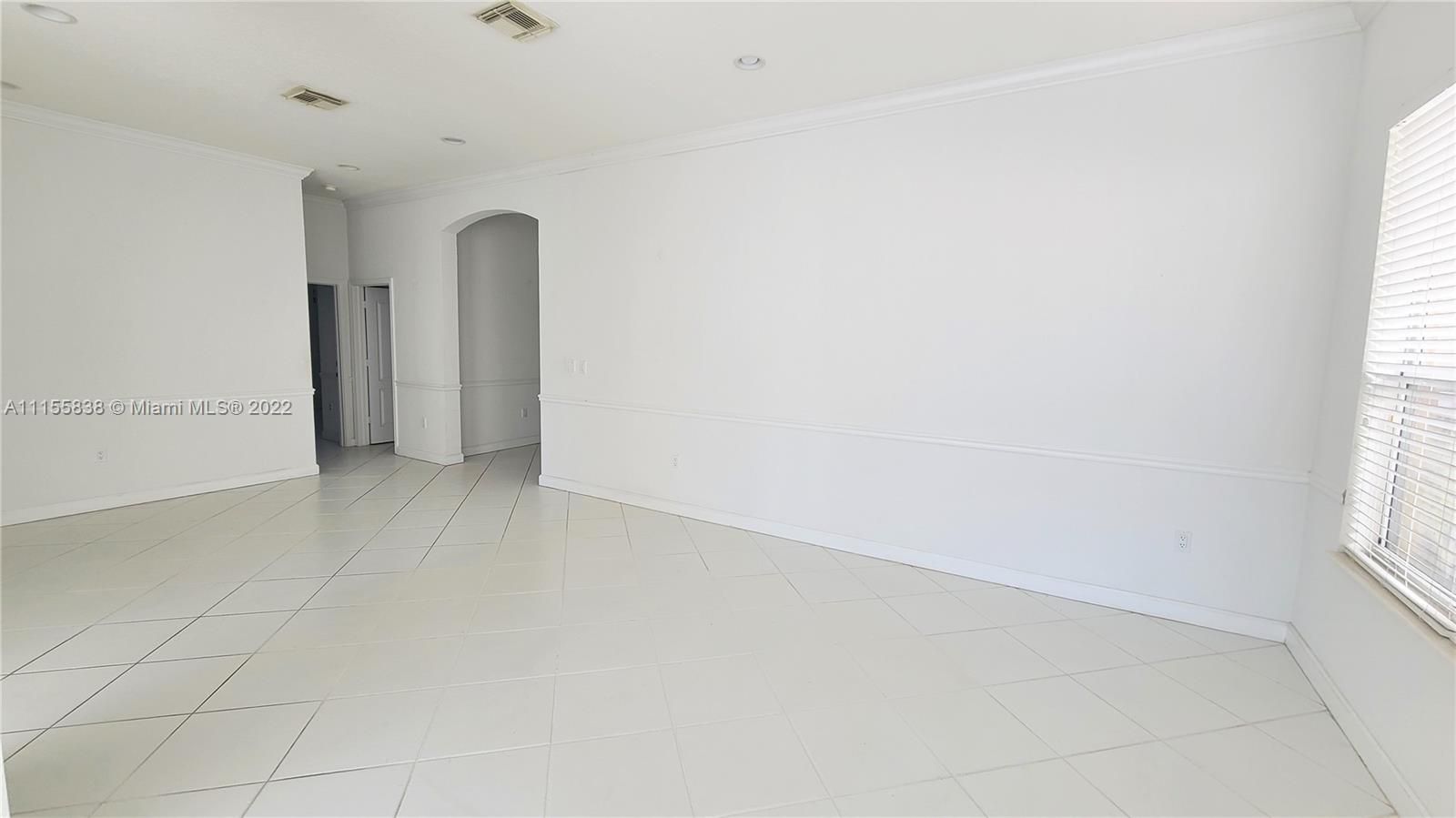 CRESTVIEW LAKES - Residential Lease