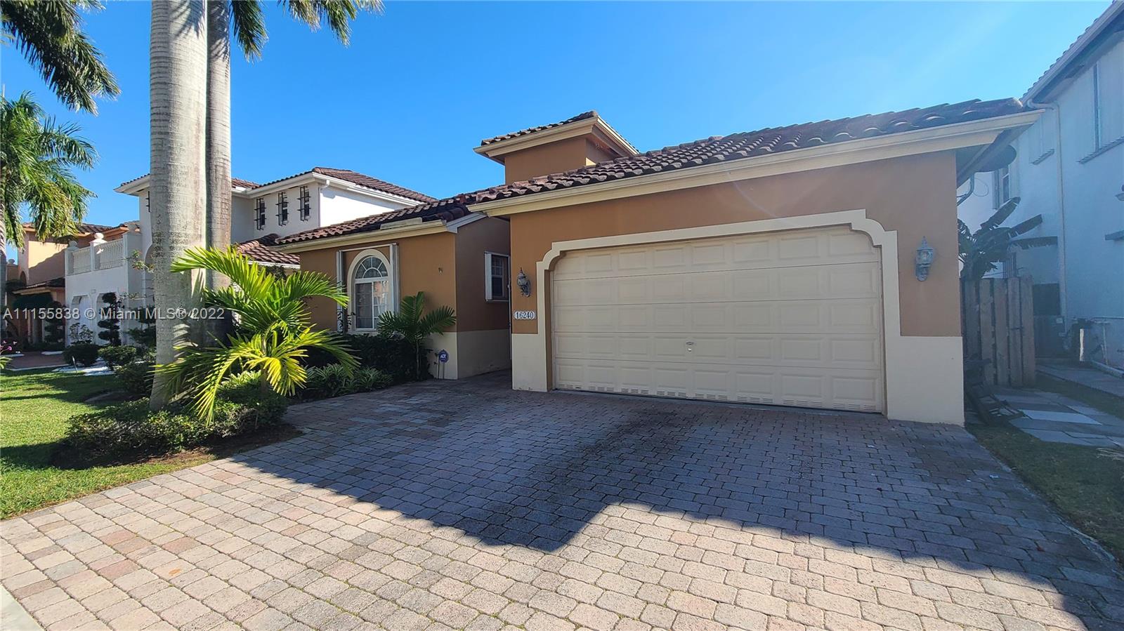 CRESTVIEW LAKES - Residential Lease