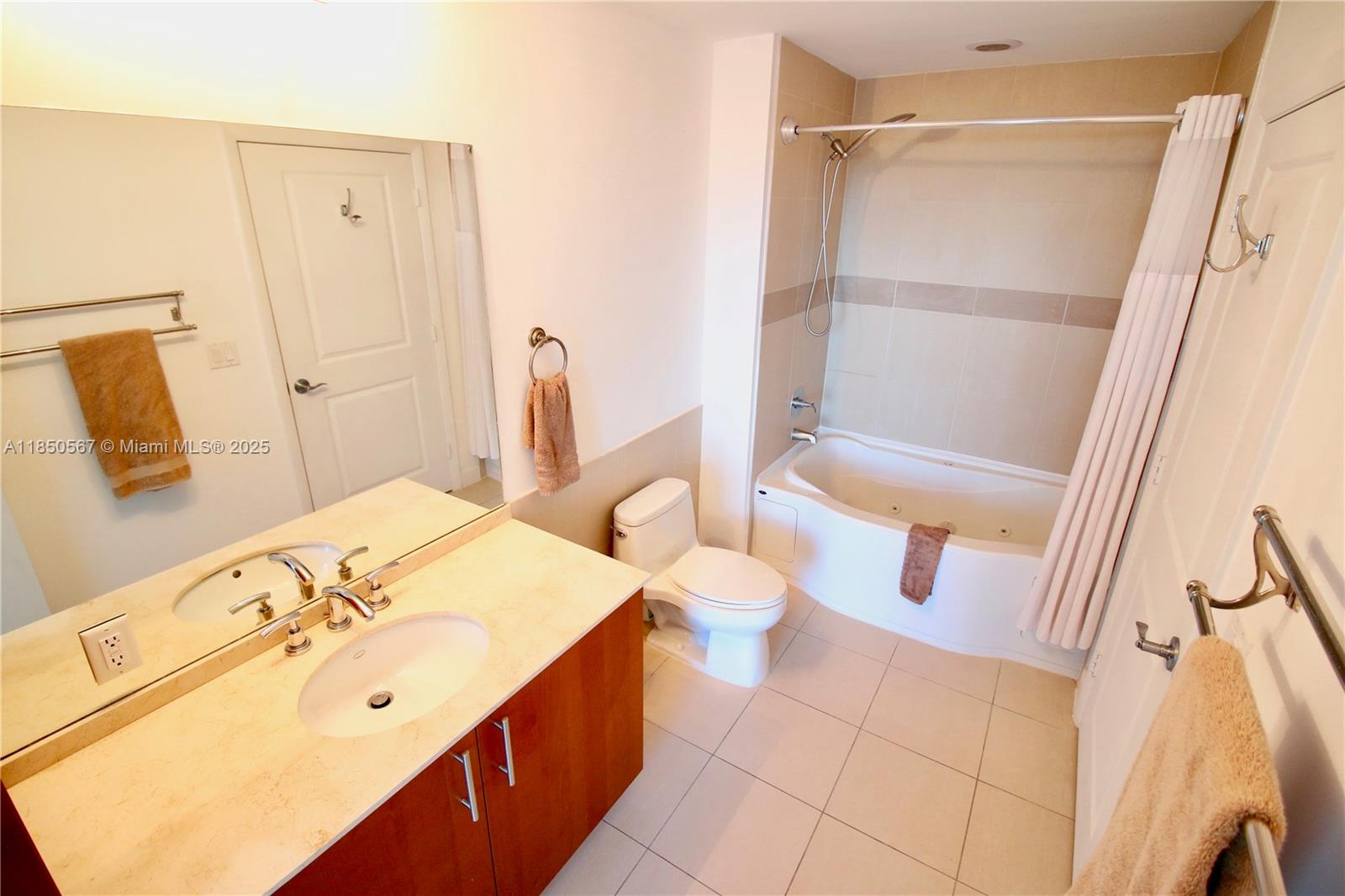 OCEAN MARINE YACHT CLUB C - Residential Lease