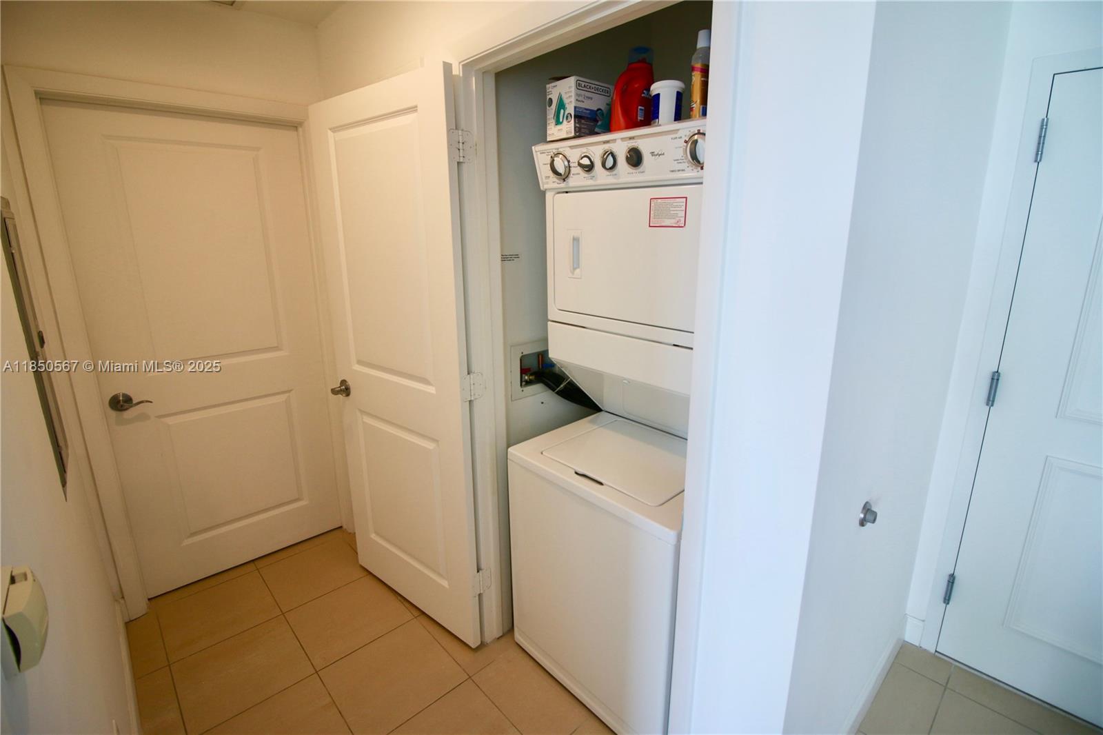 OCEAN MARINE YACHT CLUB C - Residential Lease