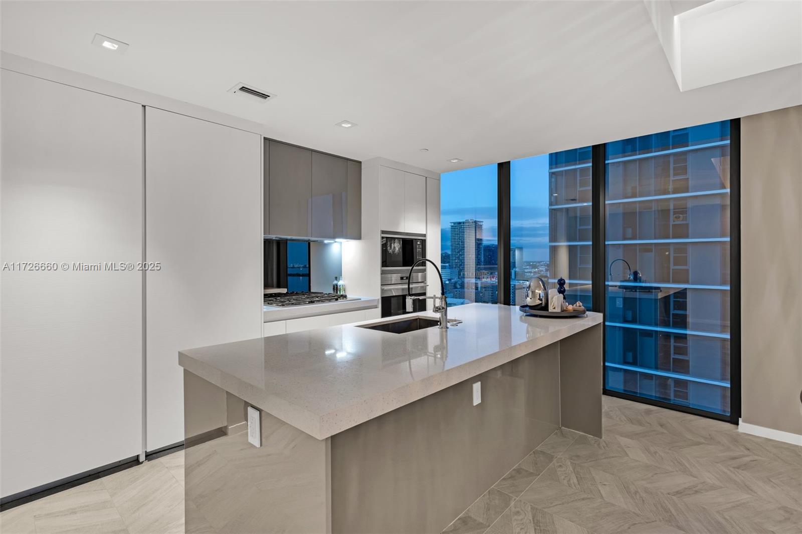 NANCY TERRACE - Residential