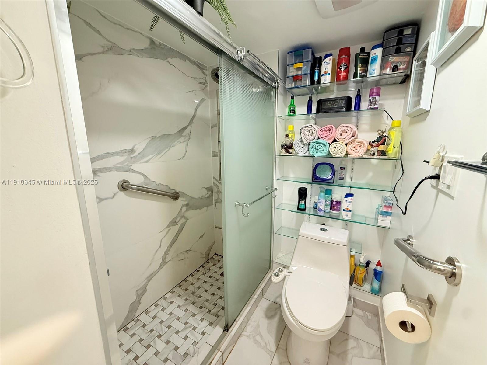 STANTON HOUSE CONDO - Residential