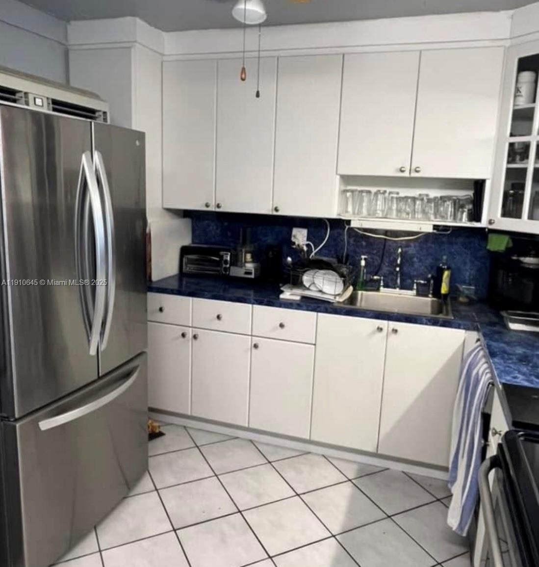 STANTON HOUSE CONDO - Residential