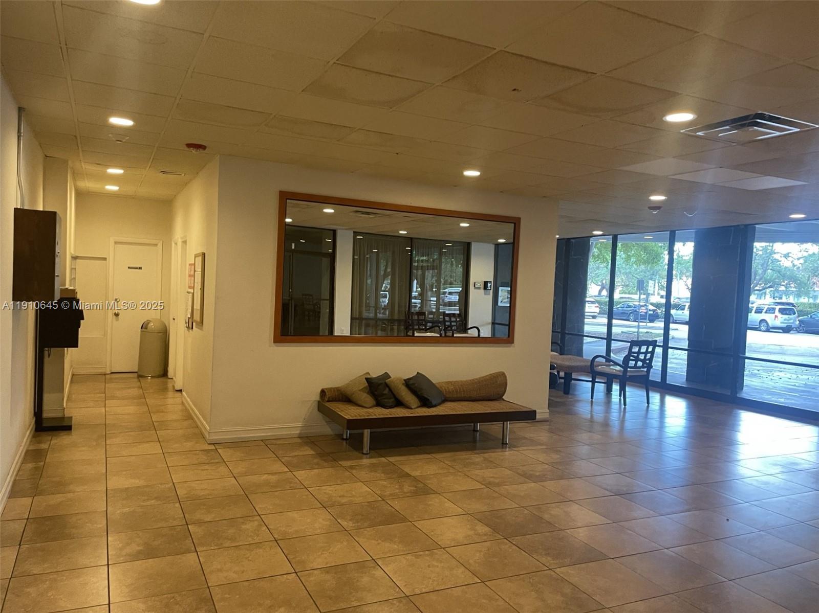 STANTON HOUSE CONDO - Residential