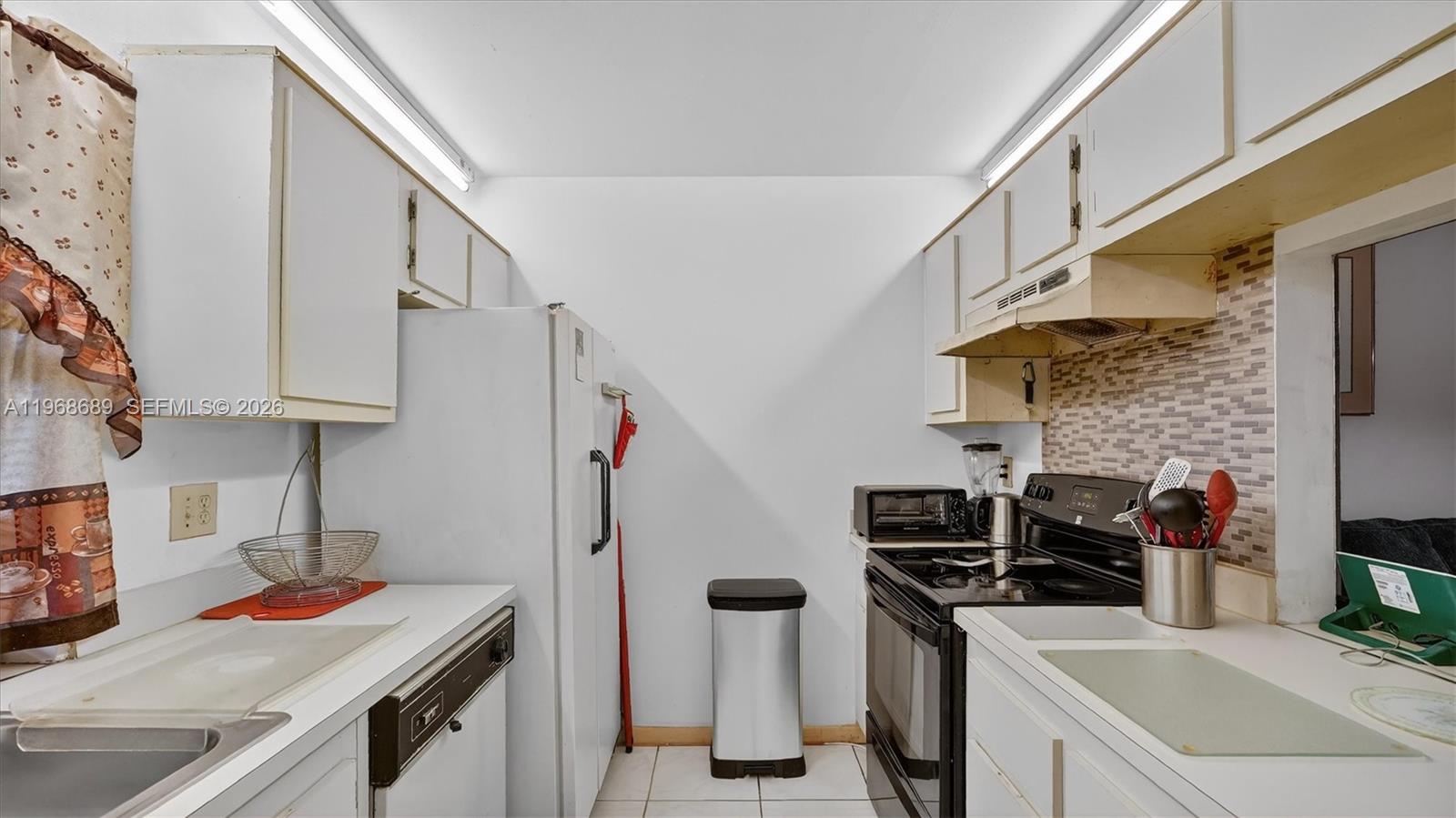 PEMBROKE POINTE SECTION T - Residential