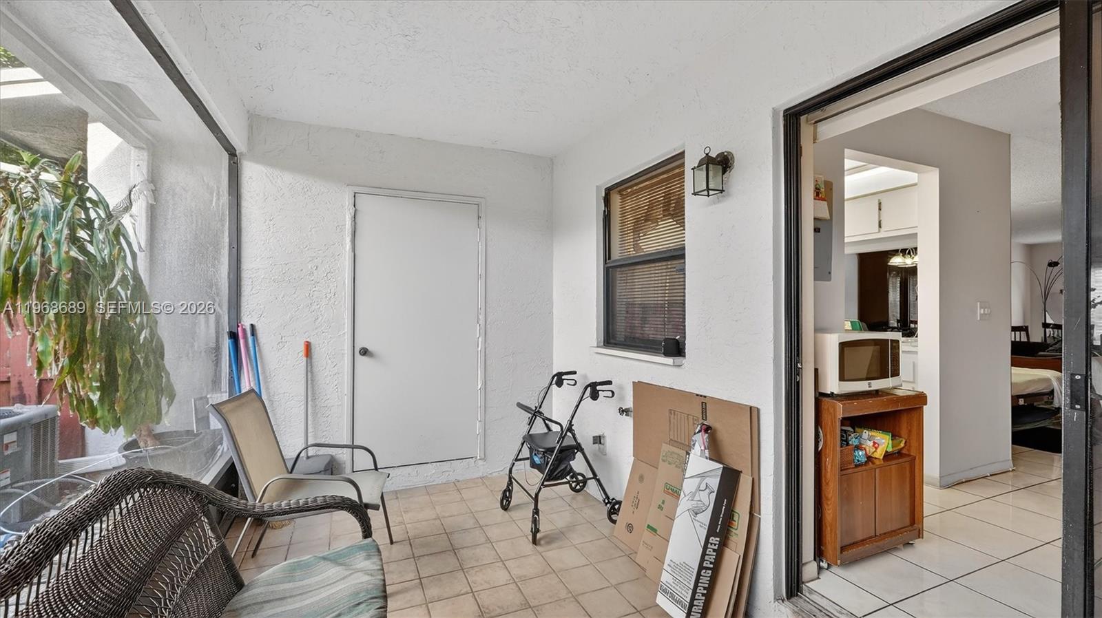 PEMBROKE POINTE SECTION T - Residential