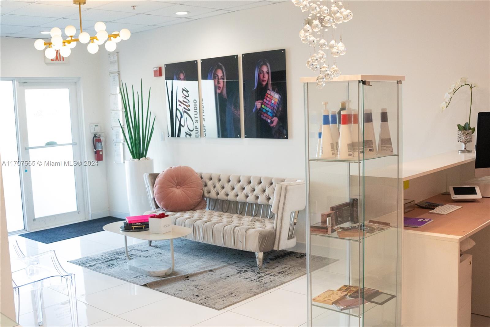 For Sale For Sale : Great Location , this spa is designed to provide a modern and serene environment . Easy access from Doral main roads. ample parking for your convenience . Make this spa your perfect retreat in Doral .